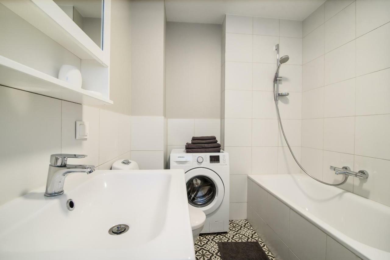 #Stayhere - Comfy & Stylish Studio With Green Patio Close To Old Town ヴィリニュス エクステリア 写真